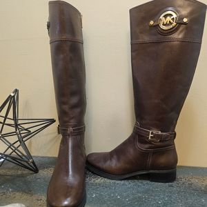 Michael Kors Brown boots size 6.5